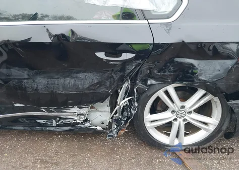 2015 Volkswagen Passat 2.0L Tdi Sel Premium from USA, damaged, VIN 1VWCV7A35FC022497